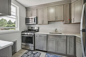 176 Millburn Ave in Millburn, NJ - Building Photo - Building Photo