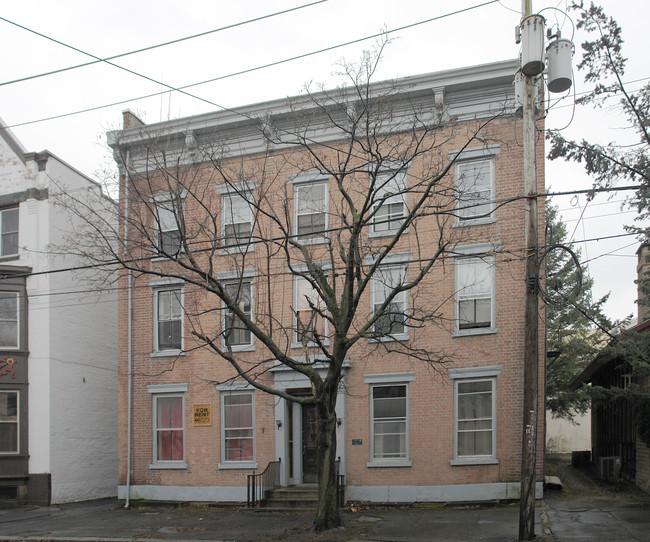 206 Union St in Schenectady, NY - Building Photo - Building Photo