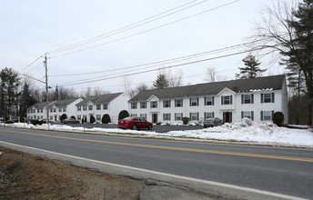 Meadowbrook Park Apartments in Queensbury, NY - Building Photo - Building Photo