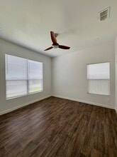 2610 Fern Ave, Unit 2 in Edinburg, TX - Building Photo - Building Photo