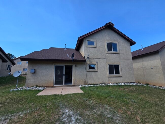 1642 Columbine Village Dr in Woodland Park, CO - Building Photo - Building Photo