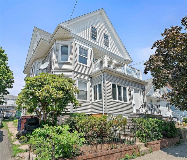 property at 14 Stuart St