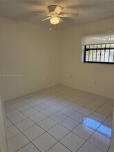 11925 NE 2nd Ave in Miami, FL - Building Photo - Building Photo