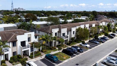 321 NE 208th Terrace in Miami, FL - Building Photo - Building Photo