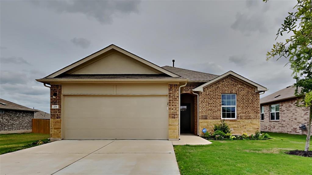 201 Baum Dr in Georgetown, TX - Building Photo