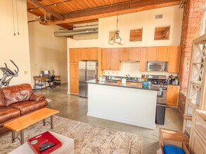 400 Mills Ave in Greenville, SC - Building Photo - Building Photo