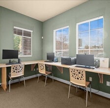 Zephyr Pointe in Reno, NV - Foto de edificio - Building Photo