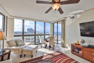 5396 Gulf Blvd in St Pete Beach, FL - Building Photo - Building Photo