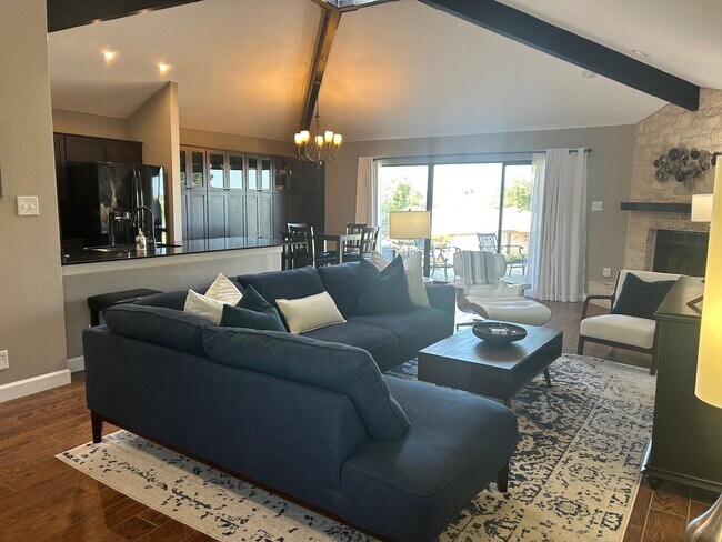 1406 Broken Hills Dr in Horseshoe Bay, TX - Building Photo - Building Photo