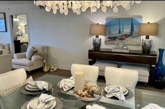 561 Casa Bella Dr in Cape Canaveral, FL - Building Photo - Building Photo