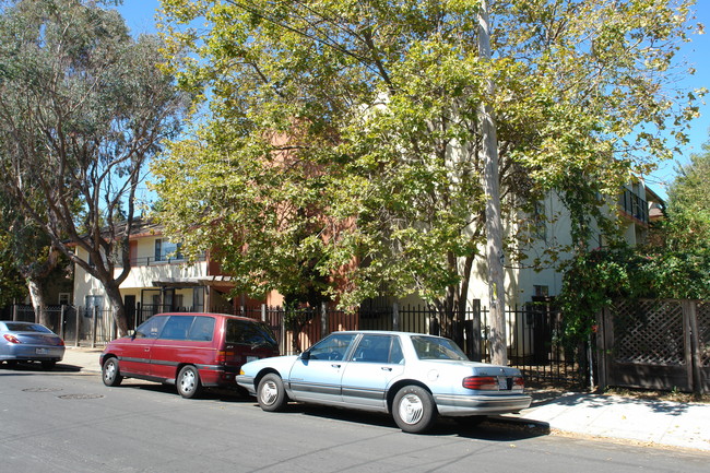 3901 Webster St in Oakland, CA - Building Photo - Building Photo