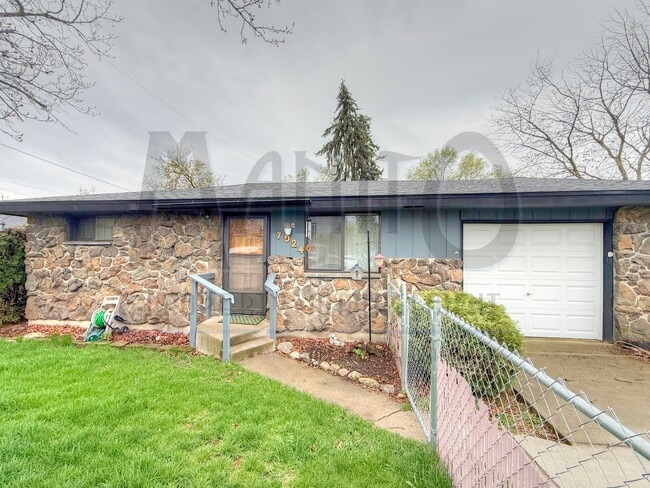 7924 E Indiana Ave in Spokane Valley, WA - Building Photo - Building Photo