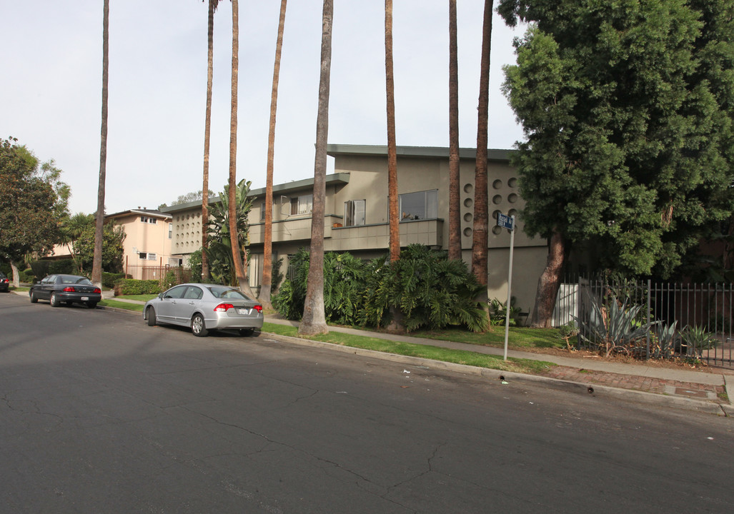 1826 N. Harvard Blvd in Los Angeles, CA - Foto de edificio