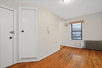 676 Degraw St in Brooklyn, NY - Building Photo - Building Photo