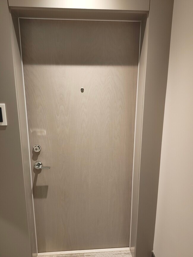 629 Cottonwood Av in Coquitlam, BC - Building Photo - Building Photo