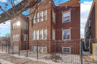 3006 W 64th St in Chicago, IL - Building Photo