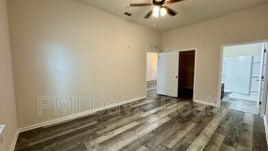 130 Burnett Ct in Saint Johns, FL - Building Photo - Building Photo