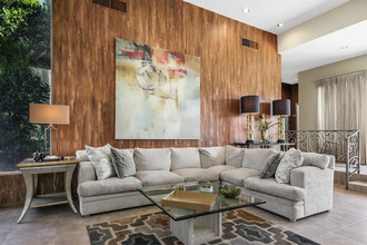 45550 Navajo Dr in Indian Wells, CA - Foto de edificio - Building Photo