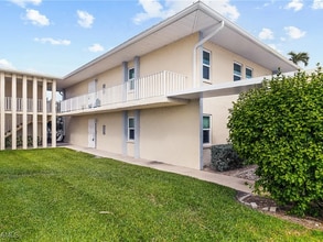 1915 SE 40th Terrace in Cape Coral, FL - Building Photo - Building Photo