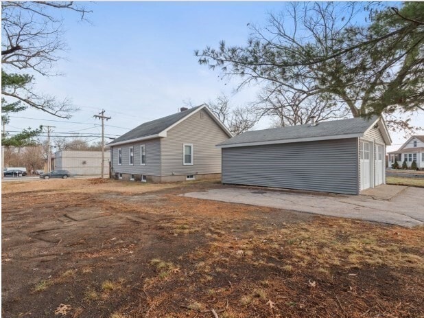 735 Washington St in Attleboro, MA - Building Photo - Building Photo