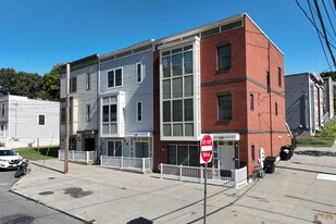 20 S Swan St in Albany, NY - Building Photo