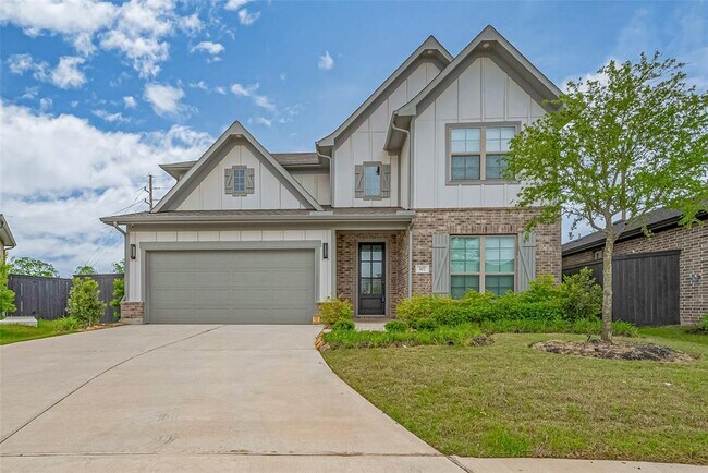 property at 307 Roselle Leaf Dr