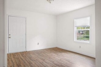 2956 La Salle St in Jackson, MS - Building Photo - Building Photo
