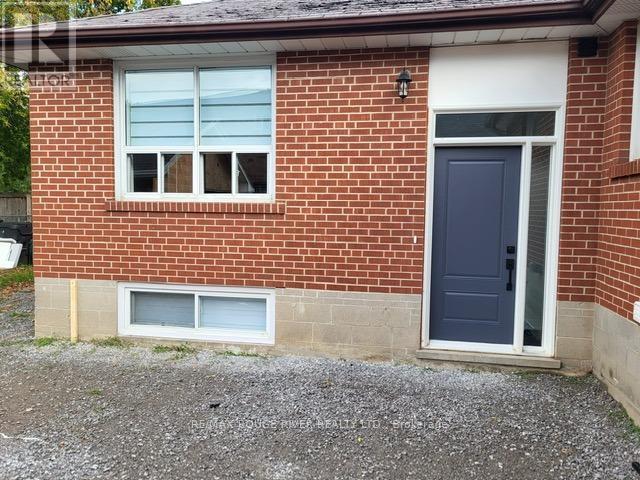 116 Elinor Ave in Toronto, ON - Building Photo