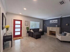 1401 SW 15th St in Miami, FL - Building Photo - Building Photo