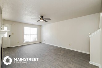 5671 Falling Bark Dr in Memphis, TN - Building Photo - Building Photo