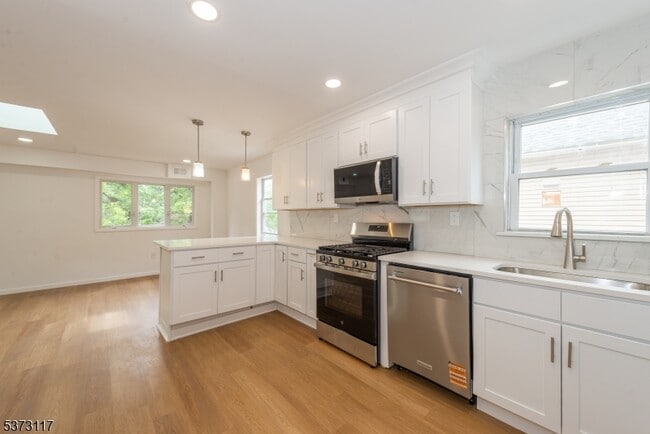 property at 73 Clinton Pl