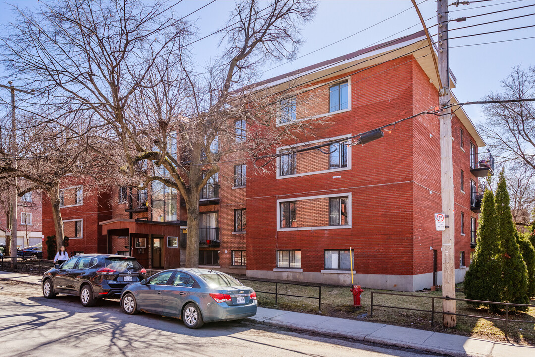 6650 Decelles Av in Montréal, QC - Building Photo