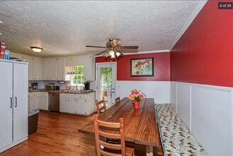 Room in House on Jacee Cir in Canton, GA - Foto de edificio - Building Photo