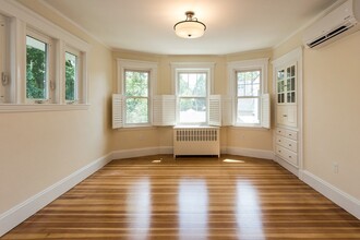 9 Cherry St, Unit 2 in Belmont, MA - Building Photo - Building Photo