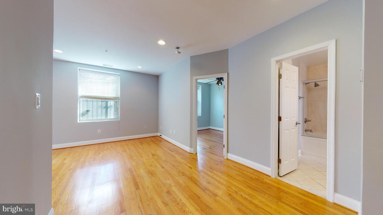 219 T St NE-Unit -103 in Washington, DC - Building Photo