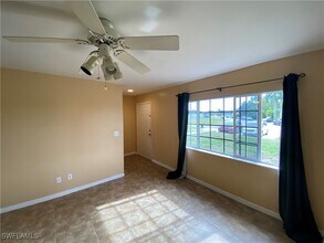 7319 Albany Rd in Ft. Myers, FL - Building Photo - Building Photo