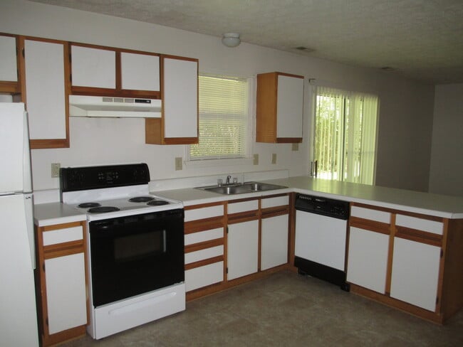 45 Mare Ct in Havelock, NC - Building Photo - Building Photo