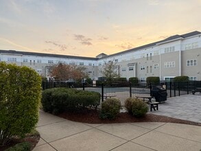 211 Central St, Unit a113 in Norwood, MA - Building Photo - Building Photo