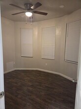 440 E Cheltenham Ave in Philadelphia, PA - Foto de edificio - Building Photo