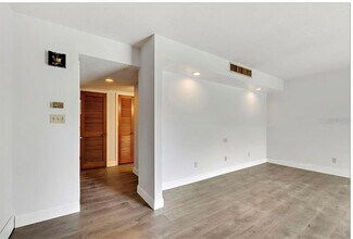 2241 Burnway Rd in Haines City, FL - Building Photo - Building Photo