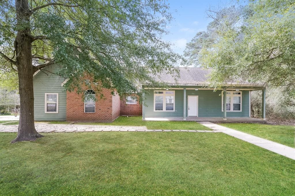 295 Cypress Dr Photo