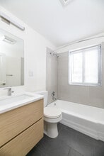 48 Parker Hill Ave, Unit 3 in Boston, MA - Foto de edificio - Building Photo