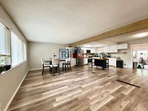 10653 Sperry St in Northglenn, CO - Foto de edificio - Building Photo