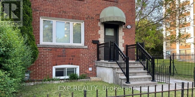 148 Cosburn Ave.