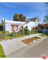 1289 W 22nd St in Los Angeles, CA - Building Photo