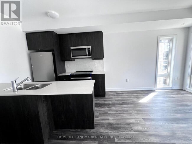 3 Bancroft Ln in Richmond Hill, ON - Building Photo - Building Photo