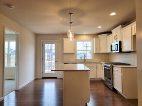 2133 S Autumn Chase Dr in Mechanicsburg, PA - Building Photo - Building Photo