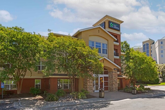 Furnished Studio-Durham - RTP - Miami Blvd in Durham, NC - Building Photo - Building Photo