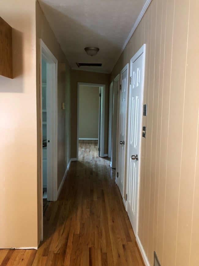 130 Robinson Dr in Carrollton, GA - Building Photo - Building Photo