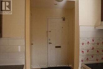 1600 Adelaide St in London, ON - Building Photo - Building Photo